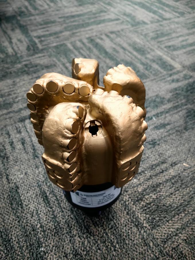 Adapter żeński 2-3/8 REG żeński 4-1/2 REG sub 2