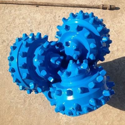 IADC 537 Tricone Roller Bit do wiercenia studni wodnych na polu naftowym