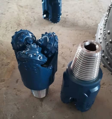 Stalowy ząb Tricone Rock Bit Iadc117 Iadc217 Iadc537 98mm 3 7/8&quot;