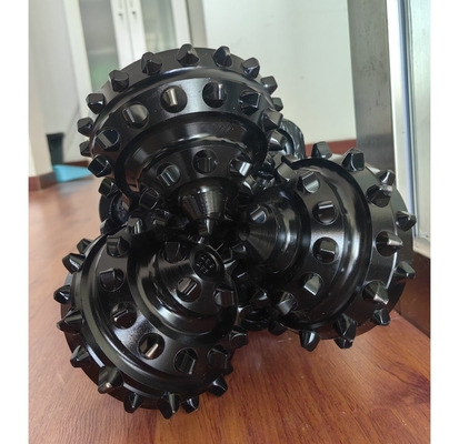 6 1/2 &quot;Tricone Rock Bit 165.1 mm IADC 437 Api Standard