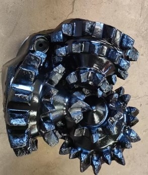 14 3/4 '' Iadc117g Stalowy ząb Tricone Rock Bit do wiercenia ropy naftowej i wiercenia geologicznego