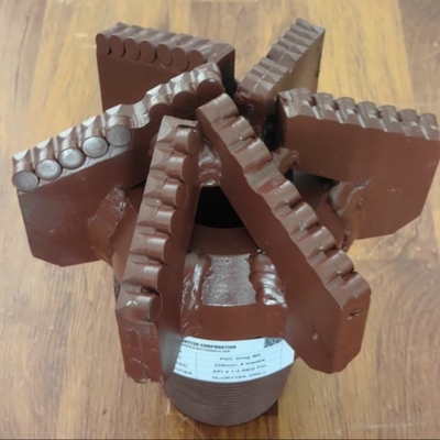 225 mm 6 skrzydeł Pdc Drag Bit do wiercenia geotermalnego