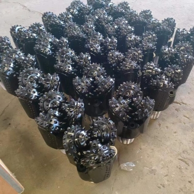 Wykopalisko wydobywcze Wykopalisko Tricone Rock Bit 200mm Iadc 545 Wysokiej wydajności