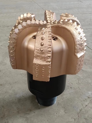17 1/2 Inch API Standard 6 Wing Pdc Bit Geotermalne wiercenie studni