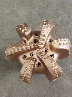 Sprzedaż producenta 17 1-2 ′′ 444,5 mm 6 ostrzy PDC wiertarki do wiercenia studni
