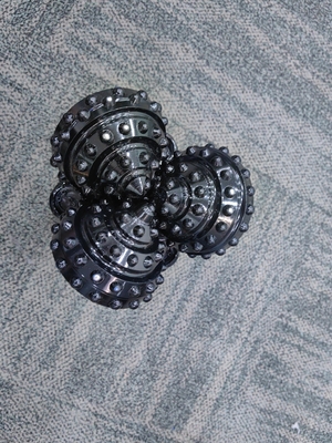 6 1/2 &quot;IADC837 Wysokiej jakości Wysokiej zdolności wiertniczej Tricone Bit do poszukiwania ropy naftowej
