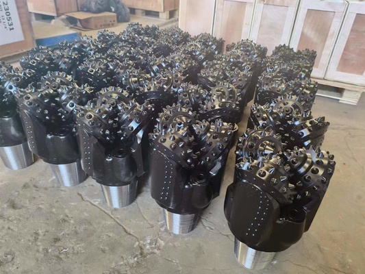 Nowy projekt Tricone Bit Roller Cone Bit 200mm IADC545 Hard rock drilling bits for well drilling